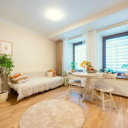 Cozy Roomita *
