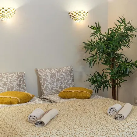 Cozy Roomita